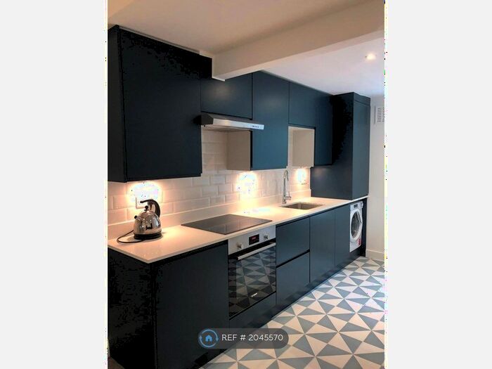 1 Bedroom Flat To Rent In Mcgregor Road, London, W11