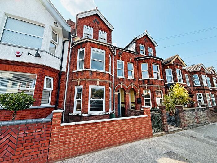 5 Bedroom Terraced House To Rent In Royal Avenue, Lowestoft, NR32