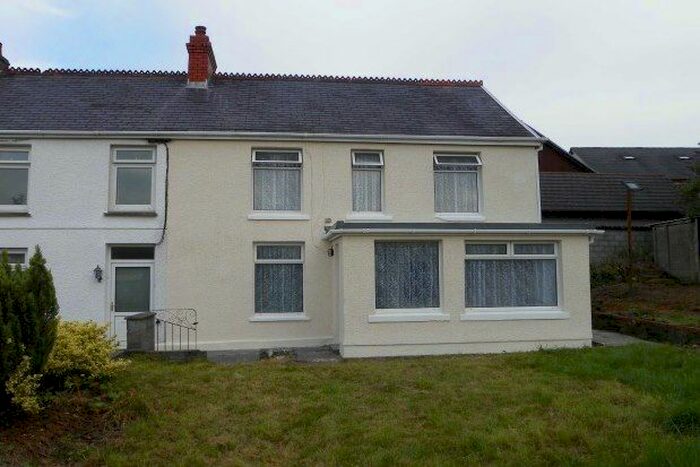 3 Bedroom Property To Rent In Cefneithin, Llanelli, SA14