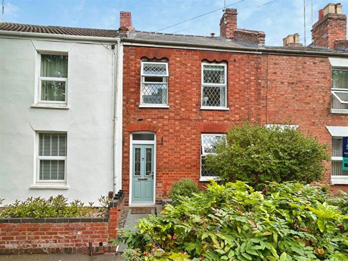 2 Bedroom Terraced House For Sale In Grove Place, Leamington Spa, CV31