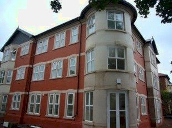 2 Bedroom Flat To Rent In Victoria Road, Seaforth, Liverpool L22