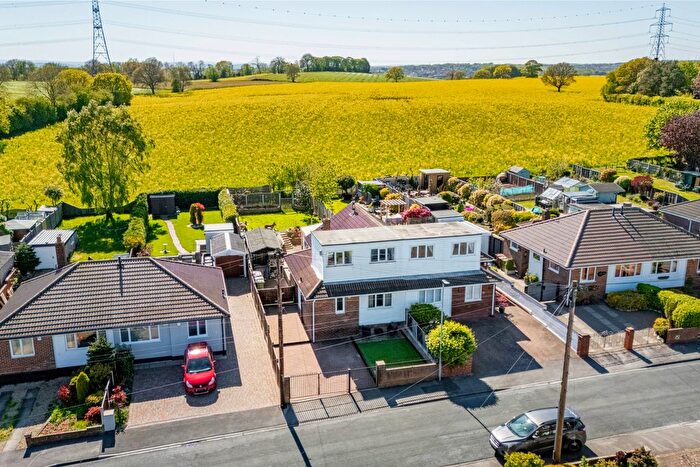 3 Bedroom Semi Detached House For Sale In Altofts Lodge Drive, Normanton, WF6