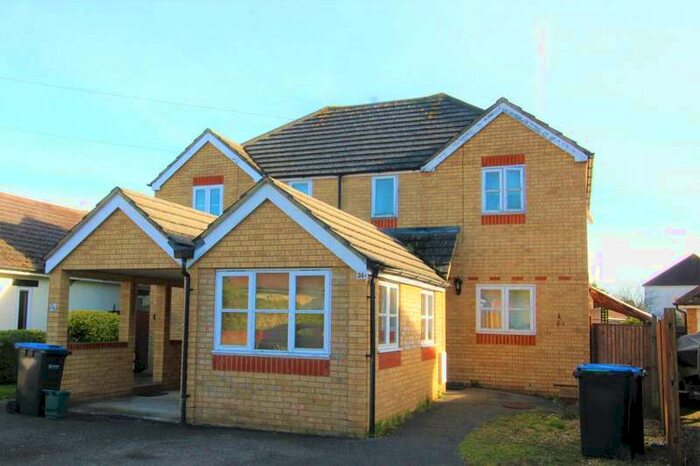 5 Bedroom Semi-Detached House To Rent In Clarence Street, Egham, Surrey, TW20