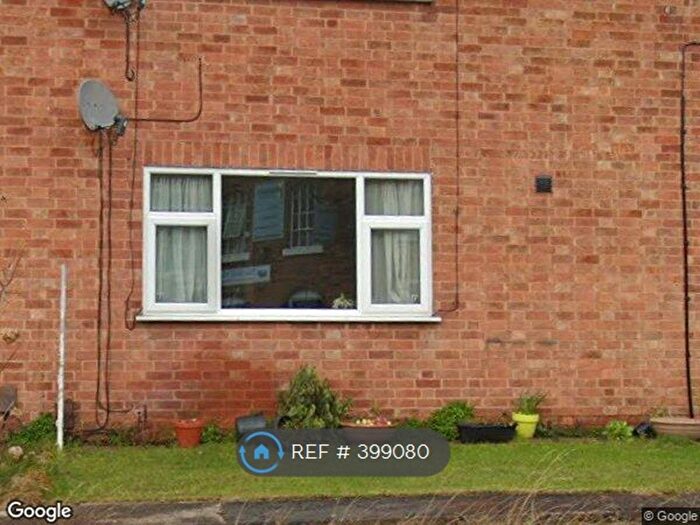 2 Bedroom Flat To Rent In The Hollow, Castle Donington, DE74