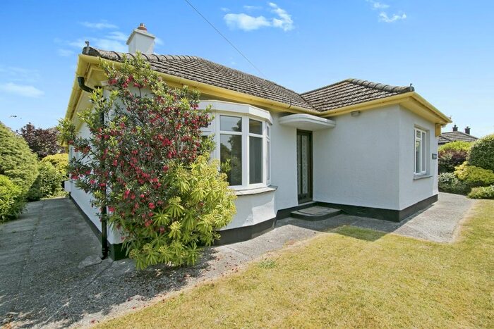 2 Bedroom Bungalow To Rent In Crane Road, Camborne, Cornwall, TR14