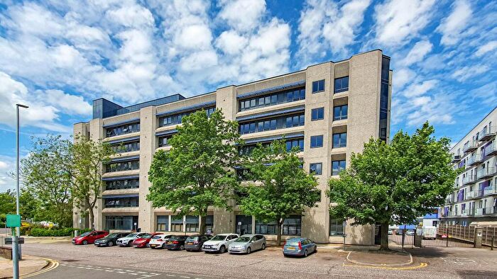 Studio To Rent In Skyline House, Swingate, Stevenage, SG1