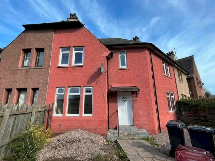 4 Bedroom Semi-Detached House To Rent In South Road, Dundee, DD2