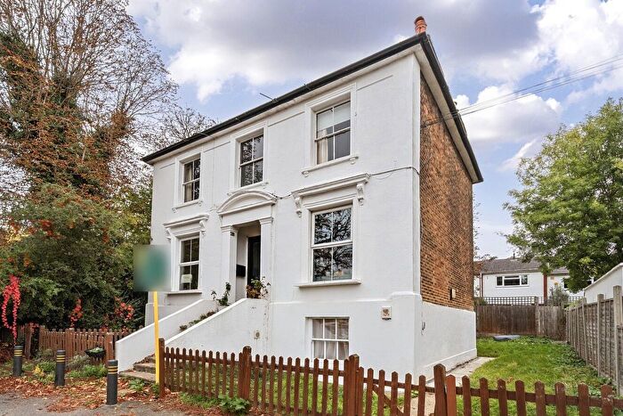 2 Bedroom Flat For Sale In Kelvin Grove, London, SE26