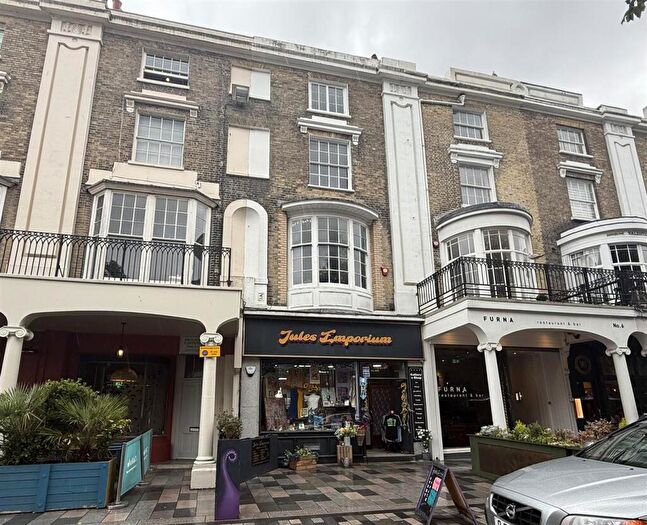 4 Bedroom House For Sale In New Road, Brighton, BN1
