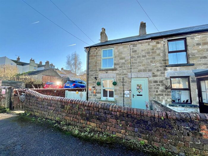 2 Bedroom Cottage For Sale In Forest Road, Cinderford, GL14