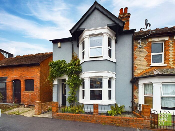 3 Bedroom End Of Terrace House To Rent In Surrey Road, Reading, Berkshire, RG2