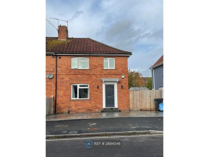 3 Bedroom Semi-Detached House To Rent In Stanton Road, Bristol, BS10