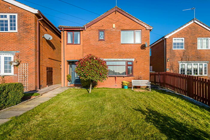 4 Bedroom Detached House For Sale In High Moor Crescent, Oldham, OL4