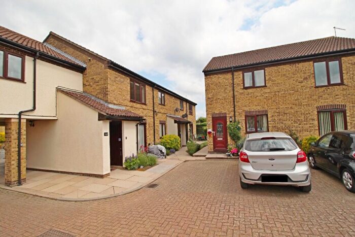 2 Bedroom Apartment For Sale In Cartmel Court, Bridge Street, Deeping St James, PE6