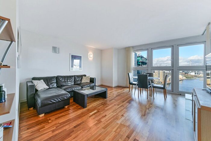 1 Bedroom Flat To Rent In Fairmont Avenue, London, E14
