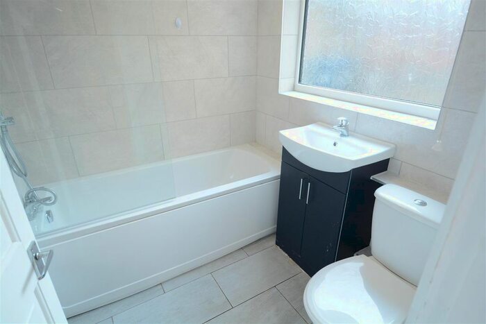 2 Bedroom Terraced House To Rent In Poplar Street, Poppleton Road, York, YO26