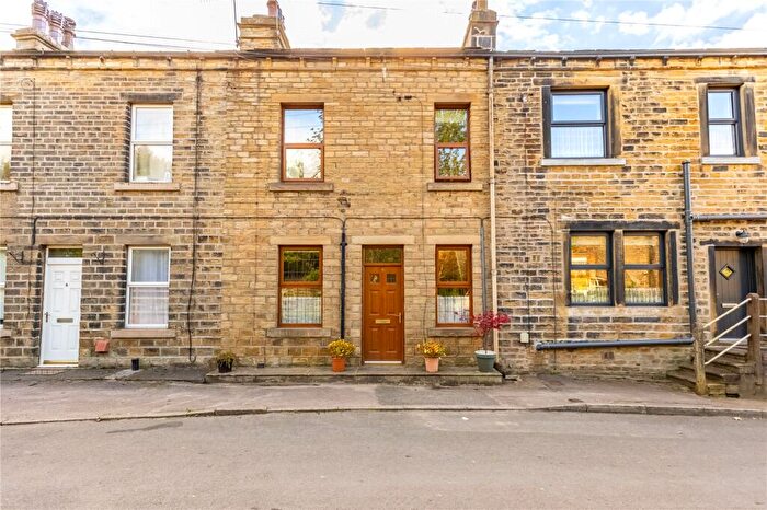 2 Bedroom Terraced House For Sale In Warehouse Hill Road, Marsden, Huddersfield, HD7