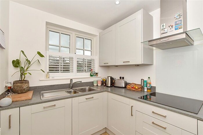 2 Bedroom Semi Detached House For Sale In Six Fields Path, Tenterden, Kent, TN30