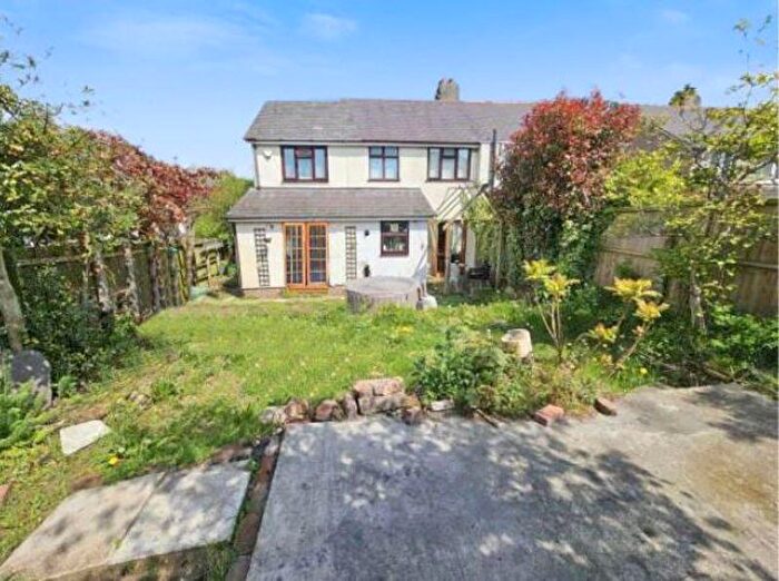 5 Bedroom Semi-Detached House For Sale In Heather Road, Wirral, CH60