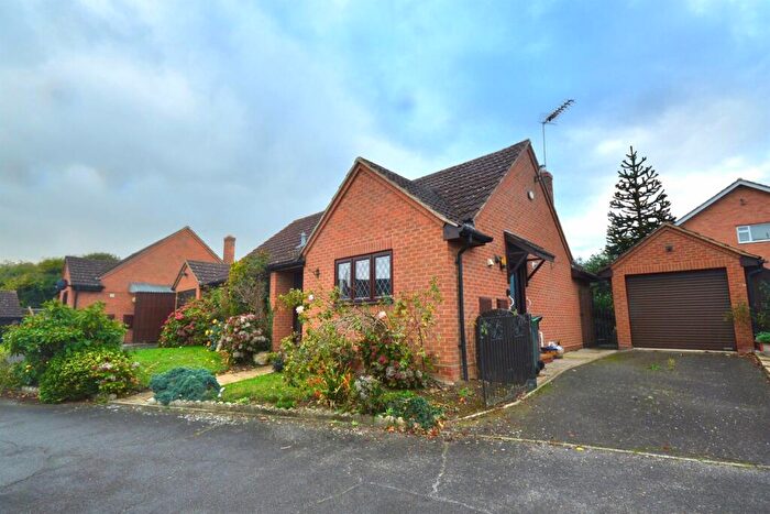 3 Bedroom Detached Bungalow For Sale In Worcester Close, Braintree, CM7