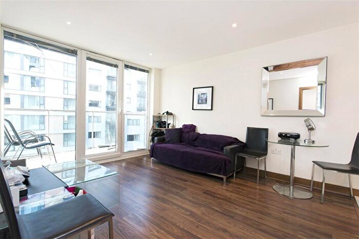 1 Bedroom Apartment To Rent In Lanson Building, Queenstown Road, London, SW11