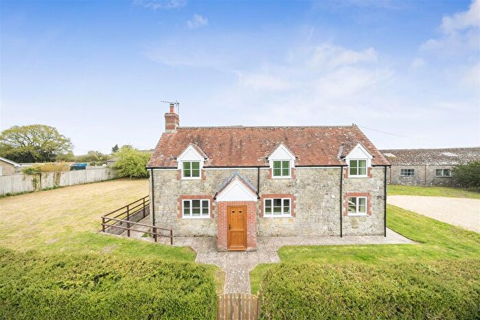 3 Bedroom Detached House To Rent In Ludwell, Shaftesbury, SP7