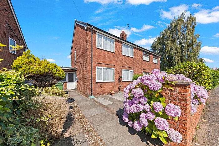 3 Bedroom Semi-detached House For Sale In Greymist Avenue, Woolston, WA1