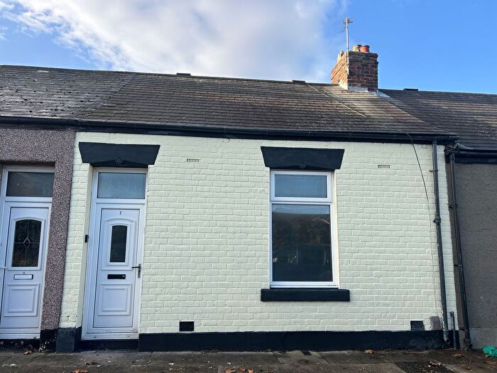 2 Bedroom Cottage To Rent In Earl Street, Sunderland, SR4