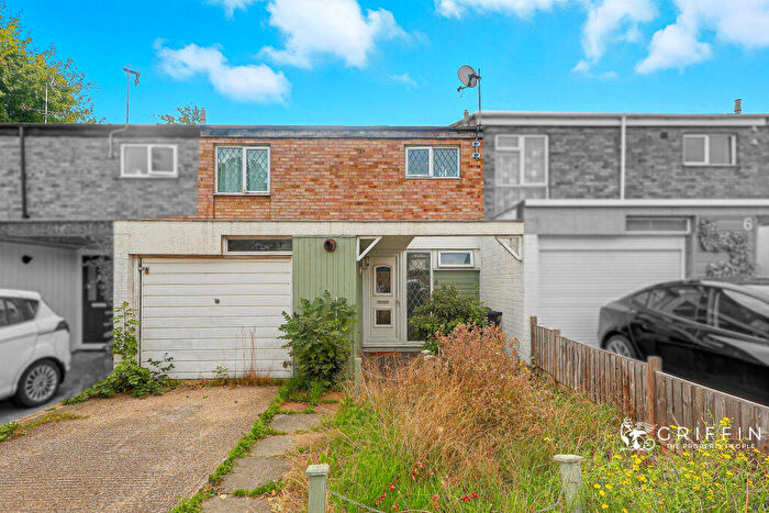 3 Bedroom Terraced House For Sale In Alcotes, Vange, Basildon, SS14