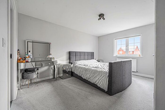 4 Bedroom Detached House For Sale In Stoches Close, Stoke Mandeville, HP22