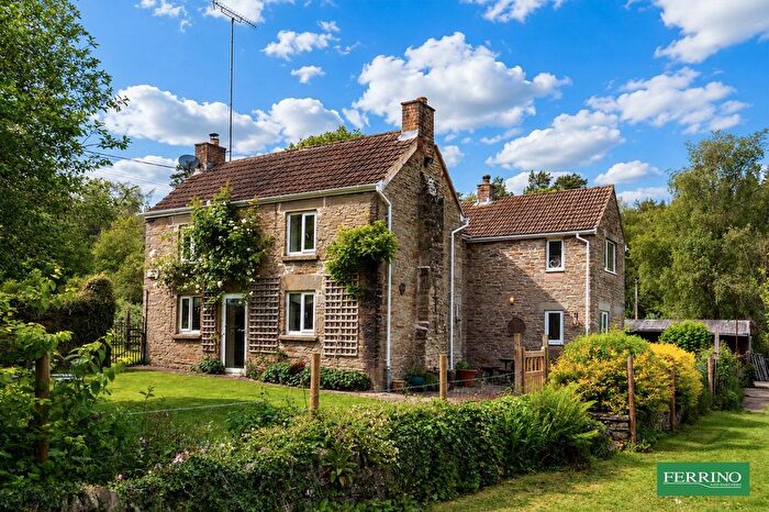 4 Bedroom Detached House For Sale In Little Drybrook, Coleford, Gloucestershire., GL16