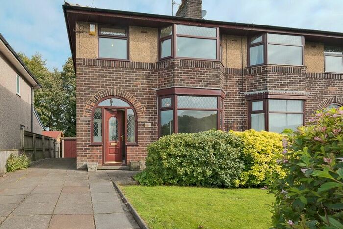 3 Bedroom Semi-Detached House To Rent In Livesey Branch Road, Blackburn, Lancashire, BB2