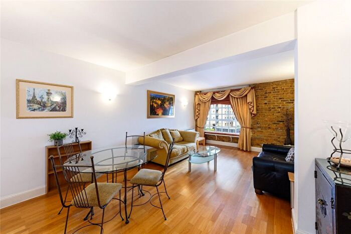 2 Bedroom Flat For Sale In Tamarind Court, Gainsford Street, London, SE1