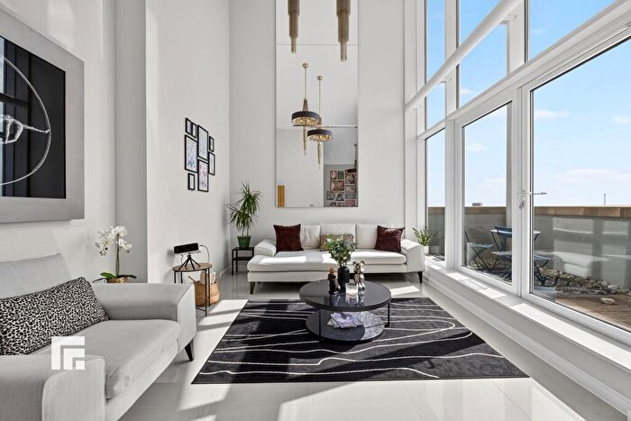 2 Bedroom Penthouse For Sale In Marseille House, Hansen Court, Century Wharf, Cardiff, CF10