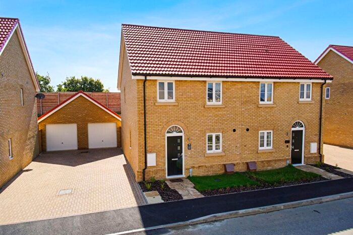 3 Bedroom Semi Detached House To Rent In Westhorpe Road, Dereham, NR20