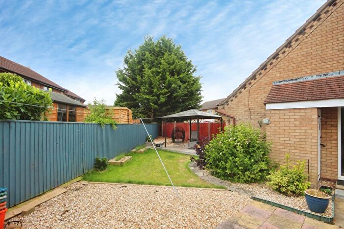 1 Bedroom Semi-detached House For Sale In Orion Way, Grimsby, DN34