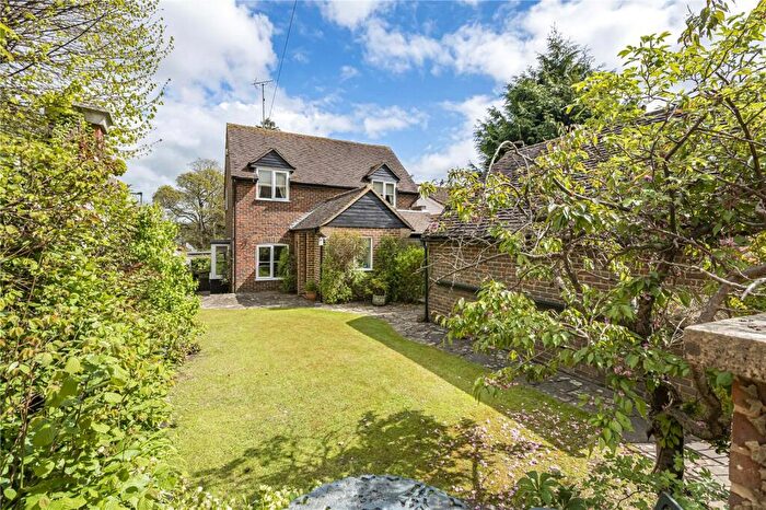 3 Bedroom Detached House For Sale In Gravel Hill, Henley-on-Thames, Oxfordshire, RG9
