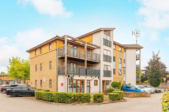 1 Bedroom Flat To Rent In Simpson Close, Thornton Heath, Croydon, CR0