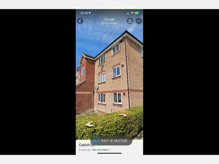 Studio To Rent In Brighstone Court, Purfleet, RM19