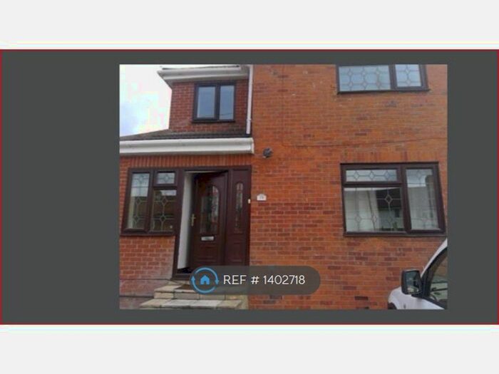 4 Bedroom End Of Terrace House To Rent In Salcombe Road, Reading, RG2