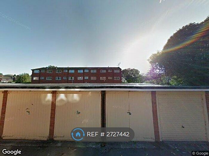 2 Bedroom Flat To Rent In Arosa Drive, Birmingham, B17