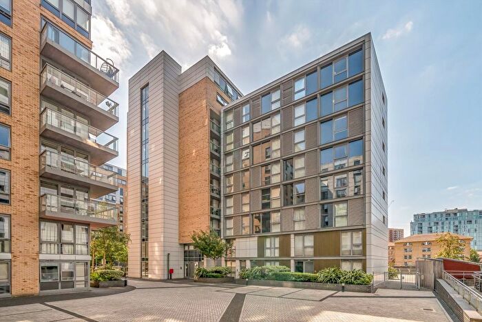 1 Bedroom Flat To Rent In Dowells Street, Greenwich, SE10