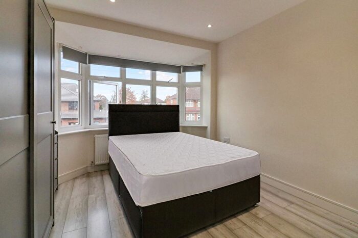 1 Bedroom Flat To Rent In Westleigh Gardens, Edgware, HA8