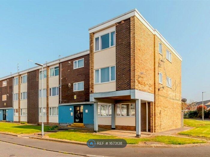 2 Bedroom Flat To Rent In Harlow Crescent, Thornaby, Stockton-On-Tees, TS17