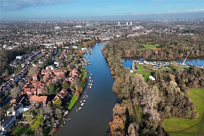 6 Bedroom Semi Detached House For Sale In Strawberry Vale, Twickenham, TW1