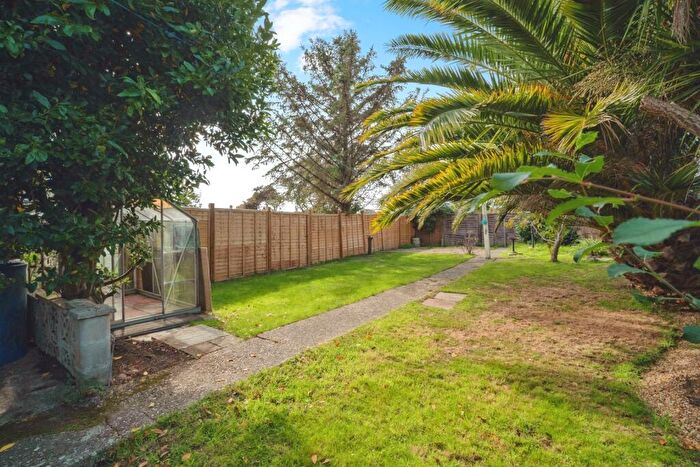 3 Bedroom End Of Terrace House For Sale In Dawlish Crescent, Weymouth, Dorset, DT4