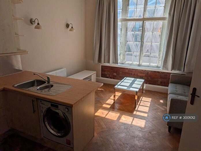 1 Bedroom Flat To Rent In Eastgate, Leeds, LS2