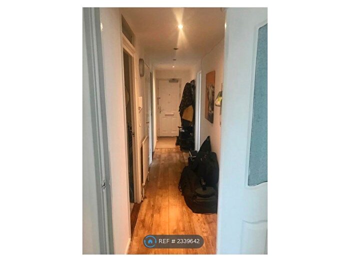 2 Bedroom Flat To Rent In Dorset Close, Bootle, L20