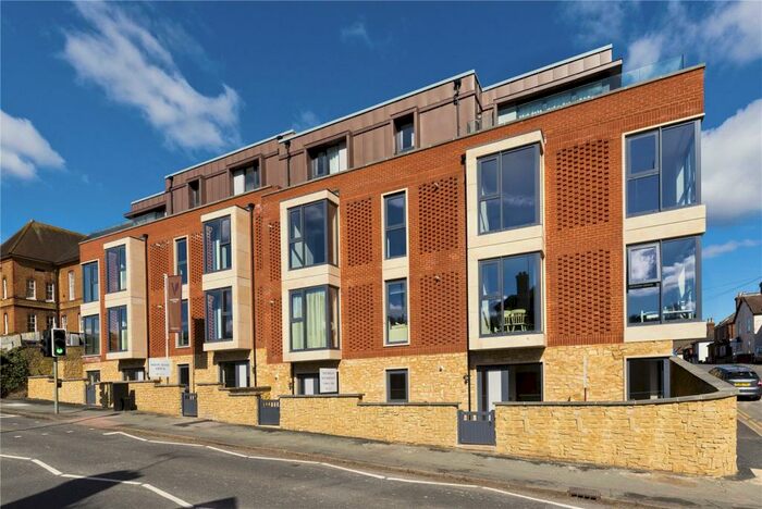2 Bedroom Apartment To Rent In Queens Place, Denzil Road, Guildford, Surrey, GU2