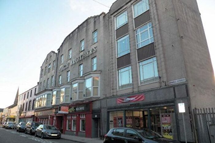 1 Bedroom Property To Rent In Pugh Buildings, Llanelli, SA15